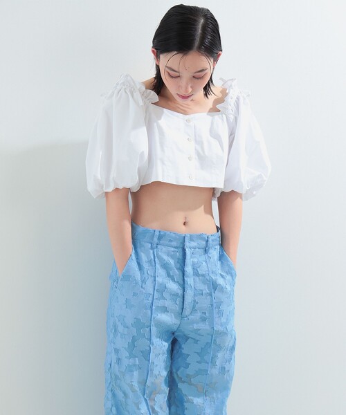 Ray BEAMS(レイビームス)の「Ray BEAMS / オフショル パフ スリーブ ビスチェ(シャツ/ブラウス・レディース・ホワイト/ブラック/ライトブルー・0/1)」の12枚目の写真