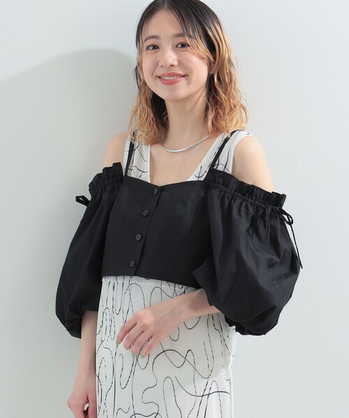 Ray BEAMS(レイビームス)の「Ray BEAMS / オフショル パフ スリーブ ビスチェ(シャツ/ブラウス・レディース・ホワイト/ブラック/ライトブルー・0/1)」の17枚目の写真