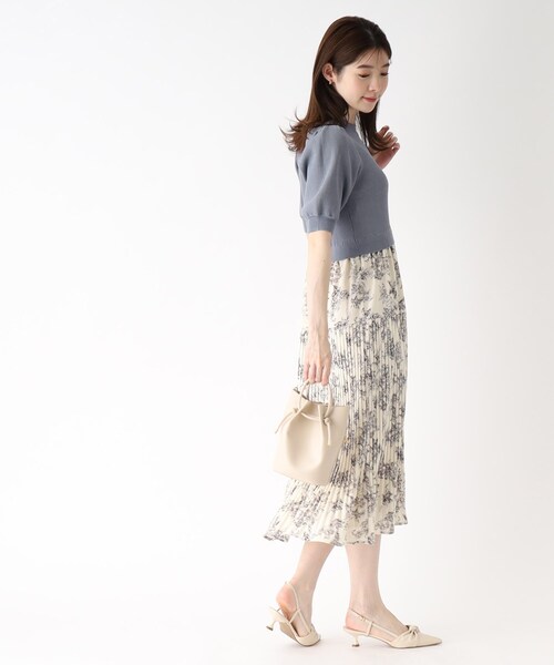 index（インデックス）の「◆ニットドッキングフラワーワンピース【洗える】（ワンピース・レディース・オフホワイト/ライトグレー/ライトブルー・36/38/40/42）」の20枚目の写真