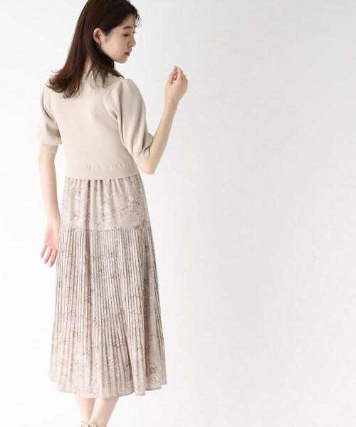 index（インデックス）の「◆ニットドッキングフラワーワンピース【洗える】（ワンピース・レディース・オフホワイト/ライトグレー/ライトブルー・36/38/40/42）」の18枚目の写真