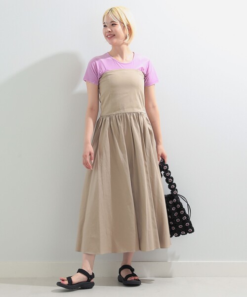 Ray BEAMS（レイビームス）の「Ray BEAMS / キリカエ ベアトップ ワンピース（ワンピース・レディース・ベージュ/ブラック・0/1）」の4枚目の写真