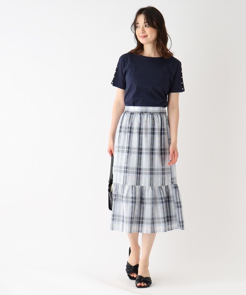 index(インデックス)の「◆シルキータッチ フェイクパールスリーブトップス【接触冷感/洗濯機洗い可】(Tシャツ/カットソー・レディース・ライトグレー/ネイビー/ライトブルー・36/38/40/42)」の10枚目の写真