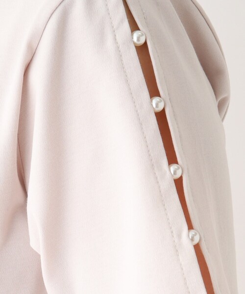 index(インデックス)の「◆シルキータッチ フェイクパールスリーブトップス【接触冷感/洗濯機洗い可】(Tシャツ/カットソー・レディース・ライトグレー/ネイビー/ライトブルー・36/38/40/42)」の12枚目の写真