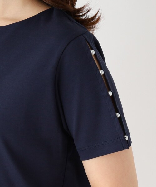 index(インデックス)の「◆シルキータッチ フェイクパールスリーブトップス【接触冷感/洗濯機洗い可】(Tシャツ/カットソー・レディース・ライトグレー/ネイビー/ライトブルー・36/38/40/42)」の16枚目の写真