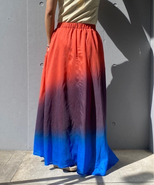 B'2nd（ビーセカンド）の「AULA AILA（スカート・レディース・グレー/オレンジ・0）」の3枚目の写真