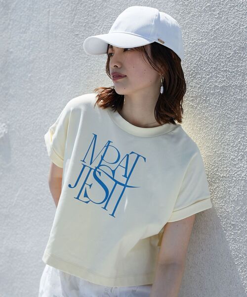 MAJESTIC LEGON(マジェスティックレゴン)の「アレンジスリーブカラーロゴTee(Tシャツ/カットソー・レディース・グリーン系その他/レッド系その他2/イエロー系その他・MEDIUM)」の2枚目の写真