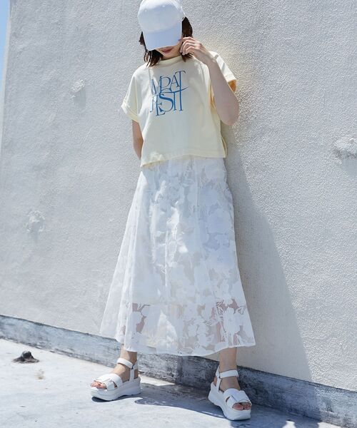 MAJESTIC LEGON(マジェスティックレゴン)の「アレンジスリーブカラーロゴTee(Tシャツ/カットソー・レディース・グリーン系その他/レッド系その他2/イエロー系その他・MEDIUM)」の5枚目の写真