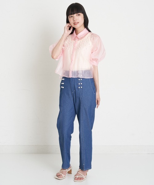 A de a.v.v（アードアー・ヴェ・ヴェ）の「パール付きシアーブラウス（シャツ/ブラウス・レディース・ブラック/アイボリー/ピンク・SMALL/MEDIUM）」の11枚目の写真