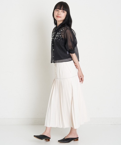 A de a.v.v（アードアー・ヴェ・ヴェ）の「パール付きシアーブラウス（シャツ/ブラウス・レディース・ブラック/アイボリー/ピンク・SMALL/MEDIUM）」の6枚目の写真