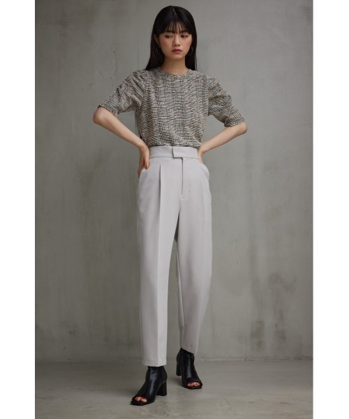 AZUL by moussy（アズールバイマウジー）の「ヴィーナステーパードパンツ（スラックス・レディース・ライトグレー/ブラック/ダークオレンジ/アイボリー/グレー/ダークグリーン・SMALL/MEDIUM/LARGE）」の11枚目の写真