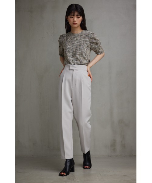 AZUL by moussy（アズールバイマウジー）の「ヴィーナステーパードパンツ（スラックス・レディース・ライトグレー/ブラック/ダークオレンジ/アイボリー/グレー/ダークグリーン・SMALL/MEDIUM/LARGE）」の12枚目の写真