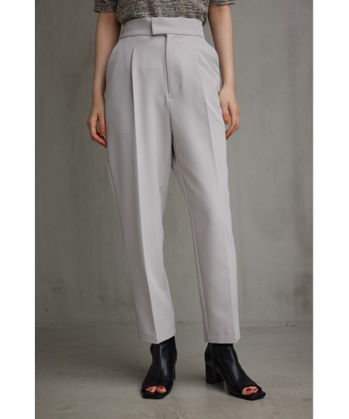 AZUL by moussy（アズールバイマウジー）の「ヴィーナステーパードパンツ（スラックス・レディース・ライトグレー/ブラック/ダークオレンジ/アイボリー/グレー/ダークグリーン・SMALL/MEDIUM/LARGE）」の13枚目の写真