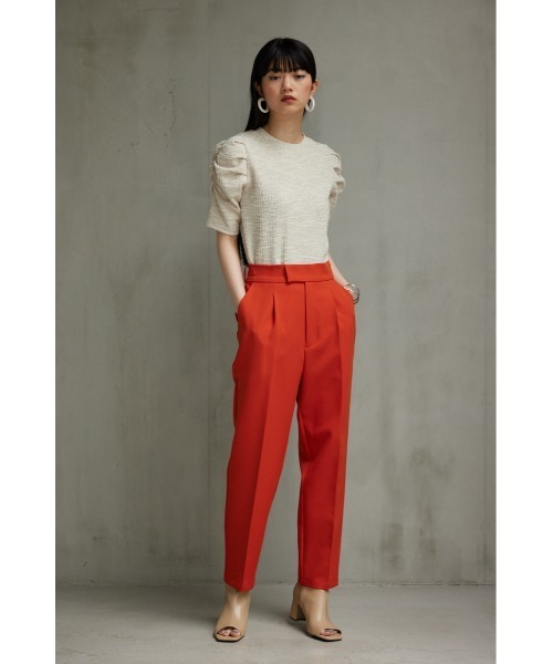 AZUL by moussy（アズールバイマウジー）の「ヴィーナステーパードパンツ（スラックス・レディース・ライトグレー/ブラック/ダークオレンジ/アイボリー/グレー/ダークグリーン・SMALL/MEDIUM/LARGE）」の20枚目の写真