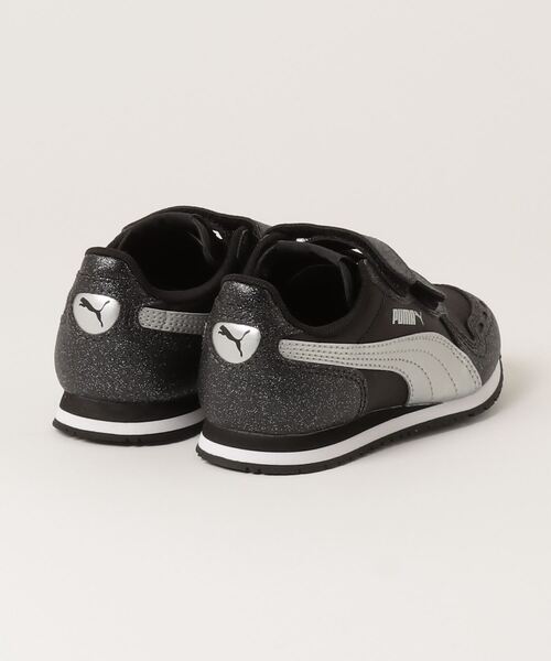 PUMA(プーマ)の「PUMA/プーマ キッズ スニーカー カバナレーサーグリップ V PS 370985(スニーカー・キッズ・ホワイト×シルバー/ブラック×シルバー・17.0cm/19.0cm/18.0cm/21.0cm/20.0cm)」の5枚目の写真