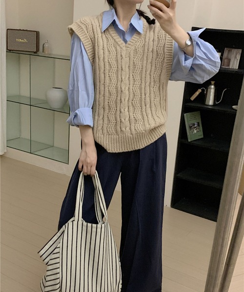 Jewelobe（ジュエローブ）の「Vネックケーブルニットベスト（ベスト・レディース・ベージュ/グリーン/ピンク/ブラック/アイボリー・FREE）」の18枚目の写真