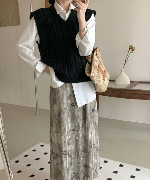 Jewelobe（ジュエローブ）の「Vネックケーブルニットベスト（ベスト・レディース・ベージュ/グリーン/ピンク/ブラック/アイボリー・FREE）」の21枚目の写真