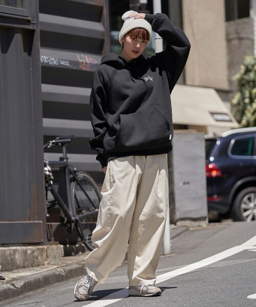 BEN DAVIS（ベンデイビス）の「BEN DAVIS/ベン デイヴィス 別注 DICE AND BALL/スウェットパーカー/スウェットフーディー/ユニセックス/裏起毛(限定展開)（パーカー・メンズ・サックスブルー/オフホワイト/ライトグレー/ブラック・LARGE/MEDIUM/X-LARGE）」の12枚目の写真