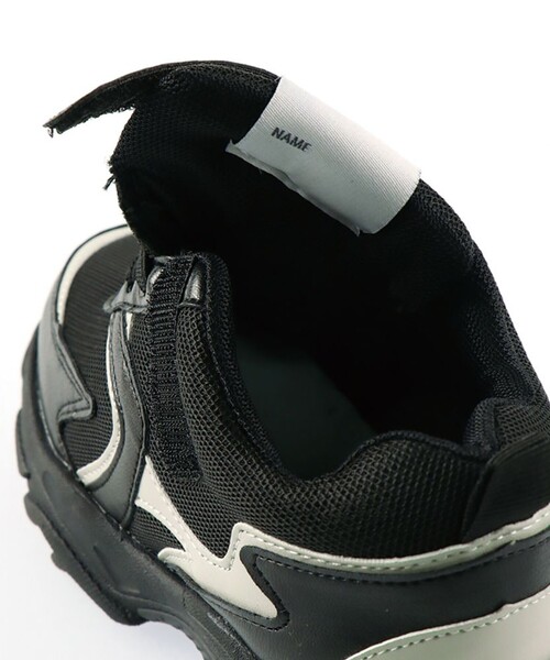 BRANSHES(ブランシェス)の「オリジナルスニーカー(スニーカー・キッズ・ブラック/オフホワイト・15.0cm/16.0cm/17.0cm/18.0cm/19.0cm/20.0cm/21.0cm)」の21枚目の写真