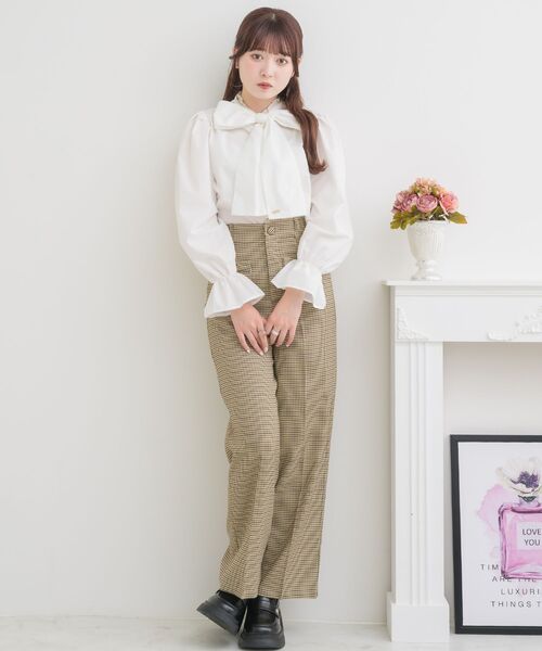 ems excite（エムズエキサイト）の「リボンポケットPT（その他パンツ・レディース・ブラウン系その他2/ボルドー/ライトグレー・FREE）」の19枚目の写真