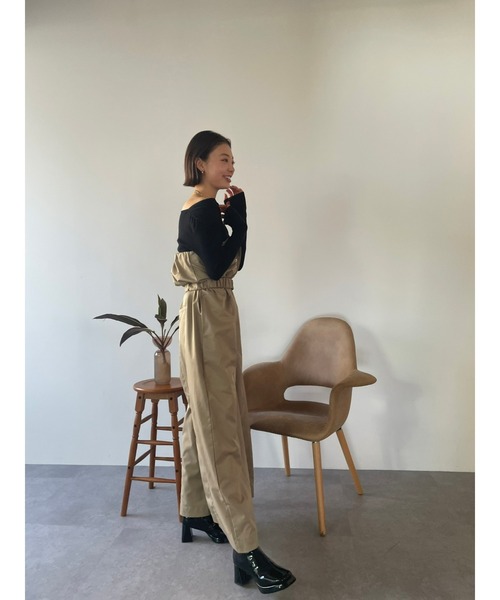 HANNE（アン）の「ボートネックニットトップス（ニット/セーター・レディース・ベージュ/ブラック・FREE）」の4枚目の写真