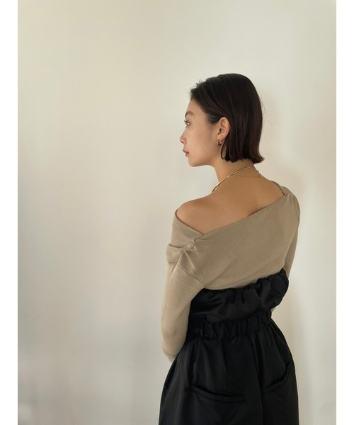 HANNE（アン）の「ボートネックニットトップス（ニット/セーター・レディース・ベージュ/ブラック・FREE）」の18枚目の写真