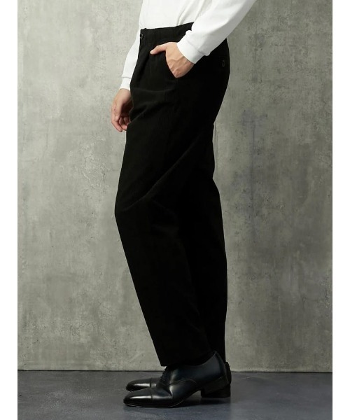 TRANS CONTINENTS（トランスコンチネンツ）の「TRANS CONTINENTS　太畝コーデュロイ　セットアップイージーパンツ　ブラック/ベージュ（スラックス・メンズ・ブラック/ベージュ・S/L/LL/M）」の6枚目の写真