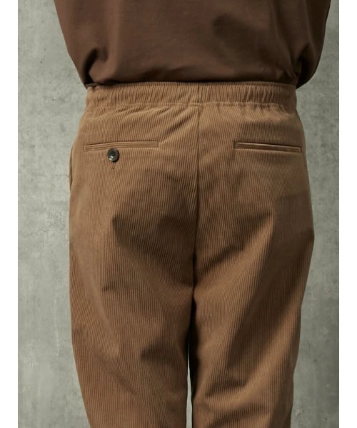 TRANS CONTINENTS（トランスコンチネンツ）の「TRANS CONTINENTS　太畝コーデュロイ　セットアップイージーパンツ　ブラック/ベージュ（スラックス・メンズ・ブラック/ベージュ・S/L/LL/M）」の17枚目の写真