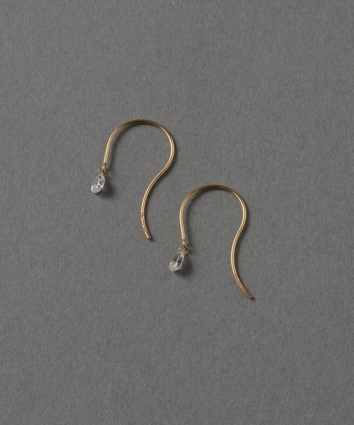 ペアシェイプホールダイヤフックピアス0.16ct K18（両耳