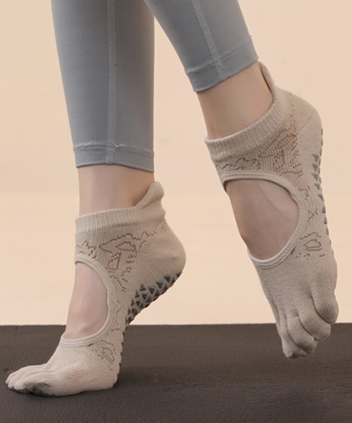 滑り止め付き/通気性＆吸汗性あり】くるぶし丈の5本指ヨガソックス