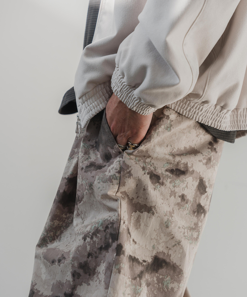 EDIFICE（エディフィス）の「【A-TACS / エータックス】カモフラージュ バルーンフィット イージーパンツ（その他パンツ・メンズ・ベージュ・LARGE/MEDIUM）」の9枚目の写真