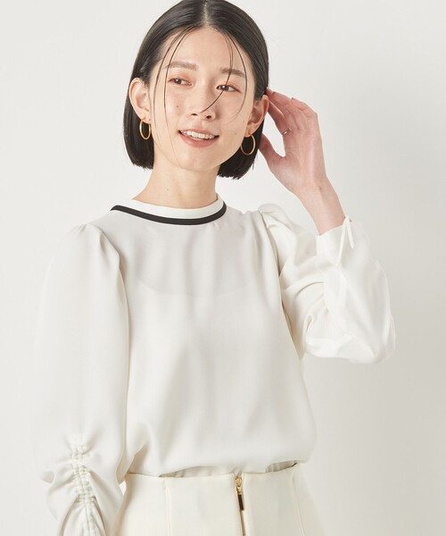 NOLLEY’S(ノーリーズ)の「ストレッチジョーゼット配色2WAYブラウス(シャツ/ブラウス・レディース・オフホワイト/ネイビー/ベージュ・38/36)」の13枚目の写真