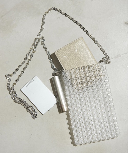 THE YOn（ザヨン）の「ビーズデザインスマホショルダーポーチ（ショルダーバッグ・レディース・シルバー/クリア・FREE）」の5枚目の写真