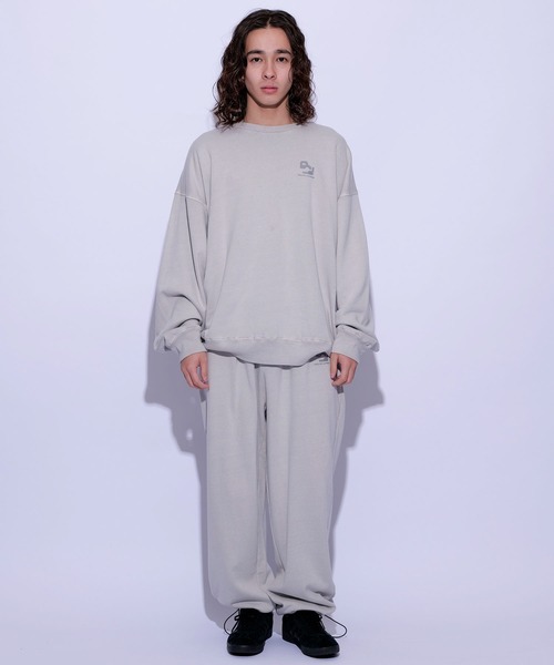 re_k by JUNRED（レクバイジュンレッド）の「re_k by JUNRED / オーバーダイワンポイントクルーネックスウェット（スウェット・メンズ・チャコールグレー/パープル/ライトグレー・M/S/L）」の19枚目の写真