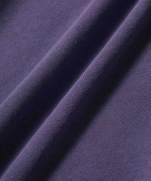 re_k by JUNRED（レクバイジュンレッド）の「re_k by JUNRED / オーバーダイワンポイントクルーネックスウェット（スウェット・メンズ・チャコールグレー/パープル/ライトグレー・M/S/L）」の6枚目の写真