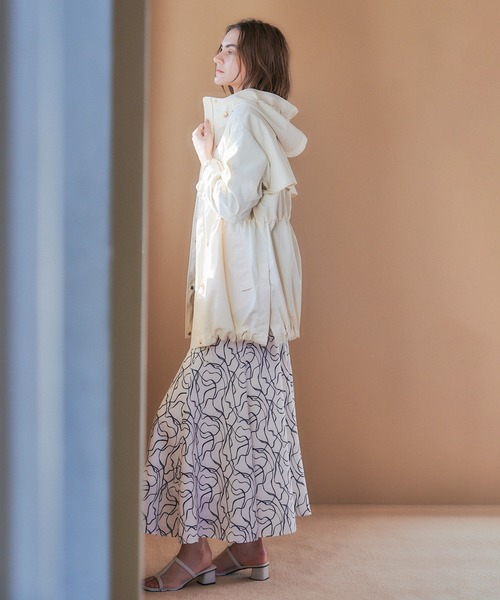 YECCA VECCA（イェッカヴェッカ）の「ミドル丈マウンテンパーカー（マウンテンパーカー・レディース・ベージュ/ネイビー/アイボリー・FREE）」の14枚目の写真