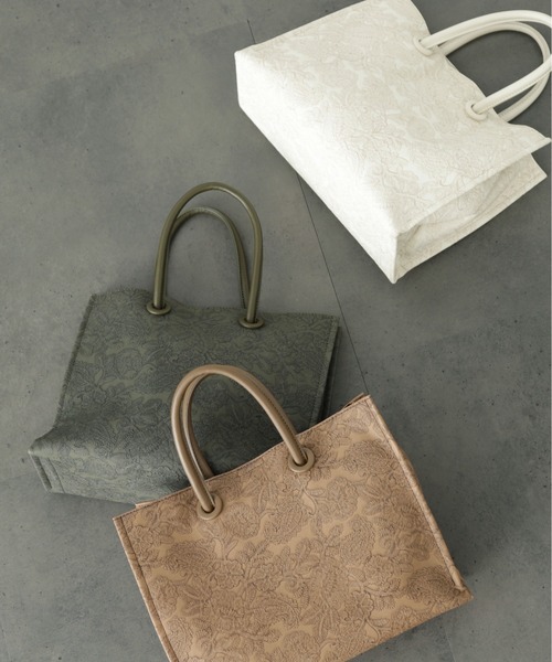 FREE'S MART(フリーズマート)の「◇エンボスペイズリーバッグ(トートバッグ・レディース・ブラック/ブラウン/カーキ・フリ-)」の4枚目の写真