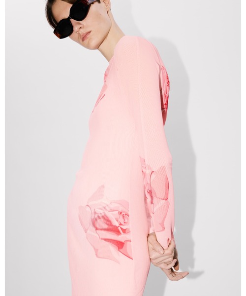 KENZO（ケンゾー）の「'KENZO Rose' ミディ プリーツ ドレス