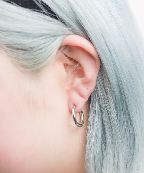 B.I.D.（ビーアイディー）の「《Stainless》 Hoop Ear Crip（イヤリング・レディース・ゴールド/シルバー/ブラック・FREE）」の10枚目の写真