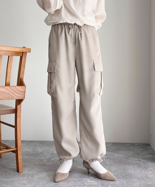 fredy emue（フレディエミュ）の「ブライトツイルイージーベイカーパンツ（その他パンツ・レディース・カーキ/ブラック/ベージュ・36/38）」の10枚目の写真