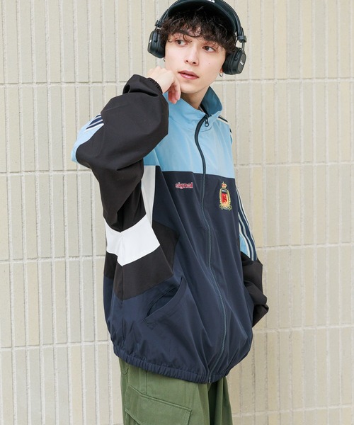 SIGNAL SPORTS（シグナルスポーツ）の「【SIGNAL SPORTS】袖サイドライン/オーバートラックジップジャケット（ナイロンジャケット・メンズ・ブラック/ネイビー・LARGE/MEDIUM）」の6枚目の写真