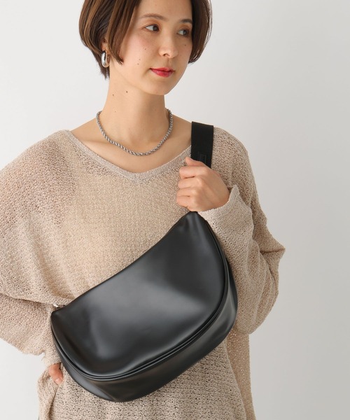 LEPSIM(レプシィム)の「ギャザーハンドル2WAYショルダー 105134(ショルダーバッグ・レディース・アイボリー/ブラック・ONE SIZE)」の11枚目の写真