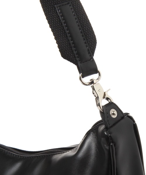 LEPSIM(レプシィム)の「ギャザーハンドル2WAYショルダー 105134(ショルダーバッグ・レディース・アイボリー/ブラック・ONE SIZE)」の22枚目の写真
