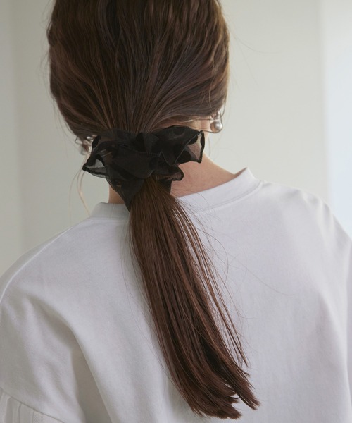 MIELI INVARIANT（ミエリインヴァリアント）の「Dot Chiffon Chouchou（ヘアゴム・レディース・ブラック/ホワイト・FREE）」の9枚目の写真