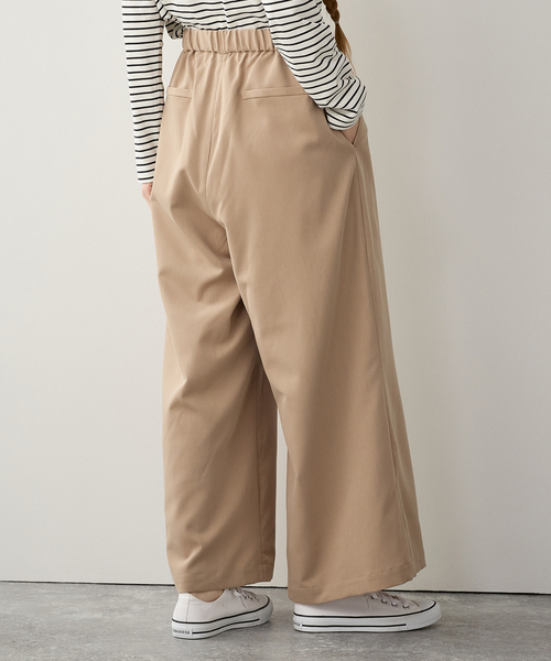 LE SOUK HOLIDAY(ルスークホリデー)の「タックワイドパンツ(スラックス・レディース・ブラック/ベージュ・M/L)」の5枚目の写真