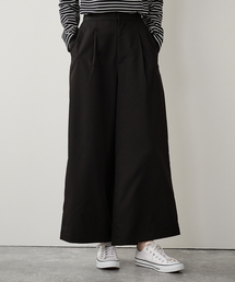 タックワイドパンツ