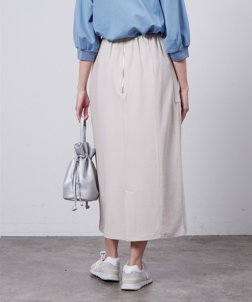 Chez toi(シェトワ)の「異素材ナロースカート(スカート・レディース・アイボリー/ブラック/キャメル・FREE)」の11枚目の写真