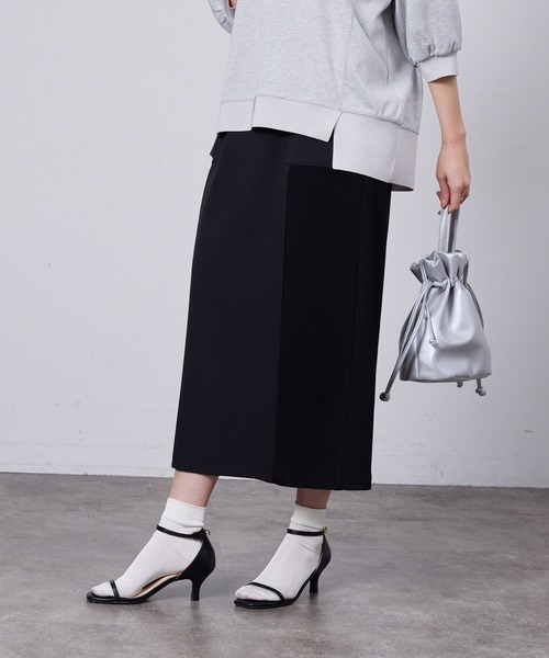 Chez toi(シェトワ)の「異素材ナロースカート(スカート・レディース・アイボリー/ブラック/キャメル・FREE)」の16枚目の写真