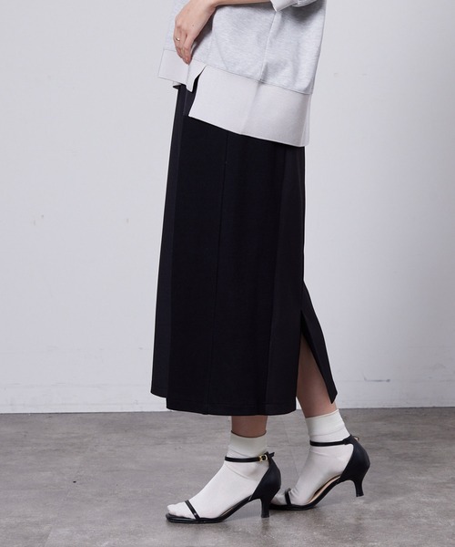 Chez toi(シェトワ)の「異素材ナロースカート(スカート・レディース・アイボリー/ブラック/キャメル・FREE)」の17枚目の写真