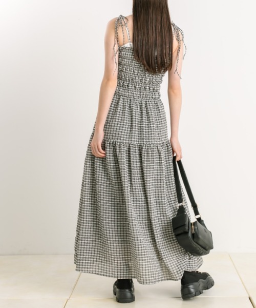 OLIVE des OLIVE（オリーブデオリーブ）の「【S/M展開】シャーリングキャミワンピース　1041090090（ワンピース・レディース・ブラック/チェック/アイボリー/サックスブルー/ブラック系その他・MEDIUM/SMALL）」の15枚目の写真