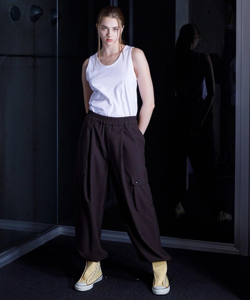 VOAAOV(ヴォアーブ)の「【VOAAOV】Summer Wool Like Wide Cargo Pants(カーゴパンツ・メンズ・ブラック/ブラウン/グレー・1/2)」の3枚目の写真